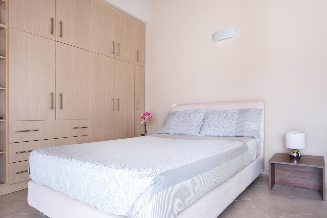 Top Floor Modern Studio In Central Koropi Apartment ภายนอก รูปภาพ